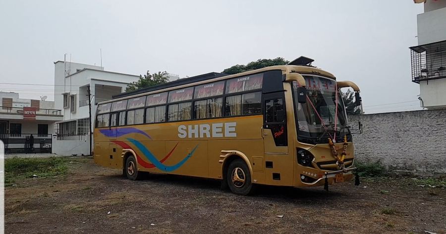 Shree Travels bus for school and college trips